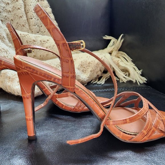UPDATED - Ralph Lauren Strappy Heels-Sammy-6.5 - Picture 7 of 10